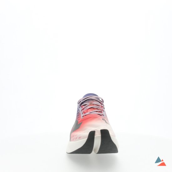 ON - CLOUDBOOM STRIKE FEMME