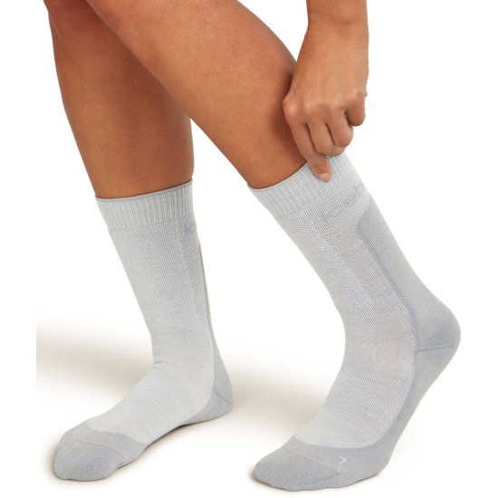 ICEBREAKER - CHAUSSETTES HAUTES MÉRINOS MEDIUM HIKE+ FEMME