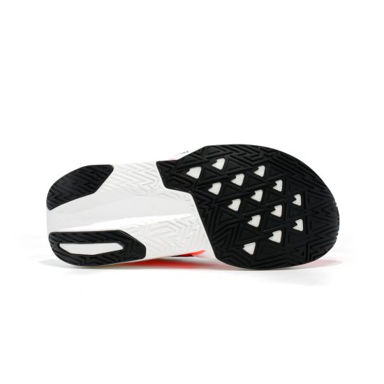 NEW BALANCE - FuelCell Rebel v5 homme