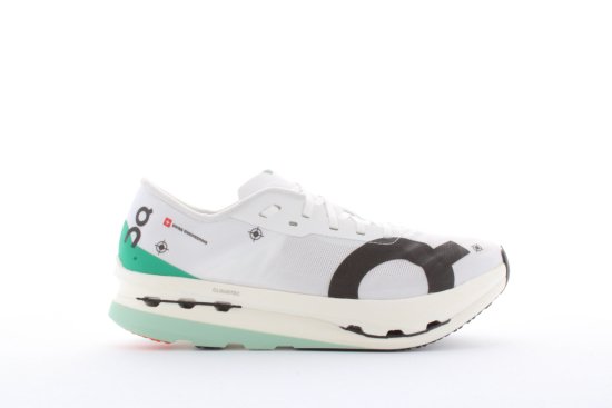 ON - CLOUDBOOM ECHO 3 FEMME