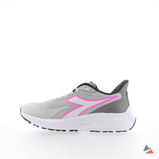DIADORA - MYTHOS BLUSHIELD 9 VORTICE FEMME