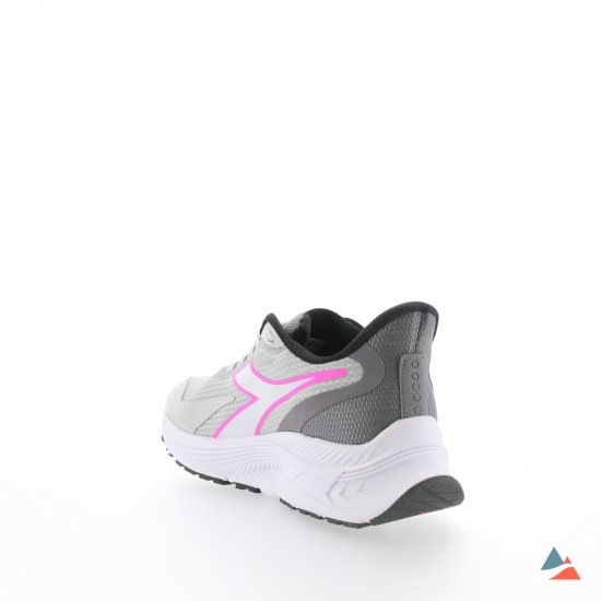 DIADORA - MYTHOS BLUSHIELD 9 VORTICE FEMME