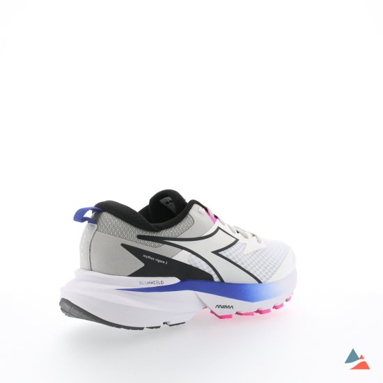 DIADORA - MYTHOS BLUSHIELD VIGORE 3 UOMO