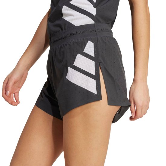 ADIDAS - Pantaloncino con spacco adidas Adizero Road To Records donna