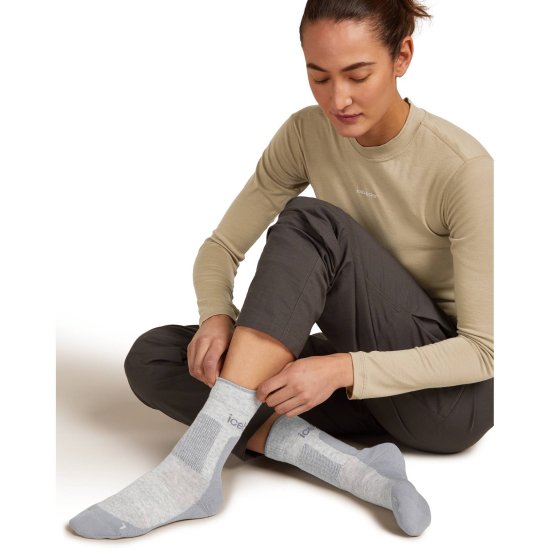 ICEBREAKER - CHAUSSETTES HAUTES MÉRINOS MEDIUM HIKE+ FEMME