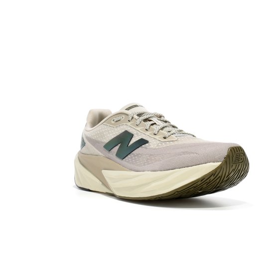 NEW BALANCE - FuelCell Rebel v5 uomo