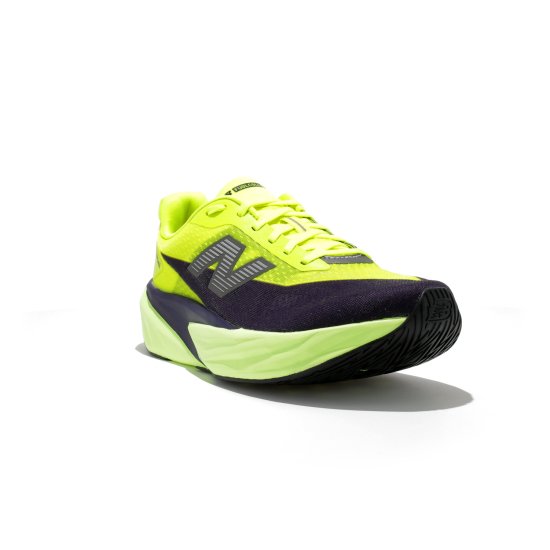 NEW BALANCE - FuelCell Rebel v5 uomo