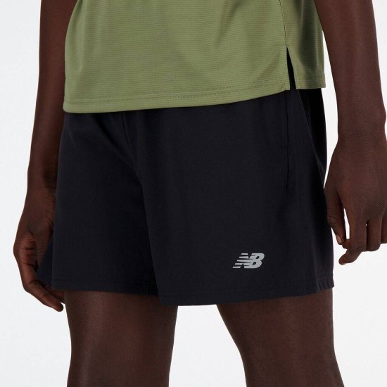 NEW BALANCE - Short Sport Essential 5" homme