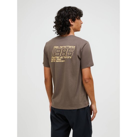 PEAK PERFORMANCE - T-shirt Explore Graphic homme
