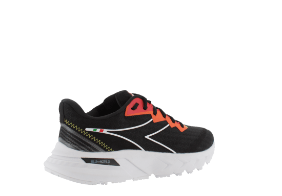 DIADORA - MYTHOS BLUSHIELD VOLO 2 FEMME