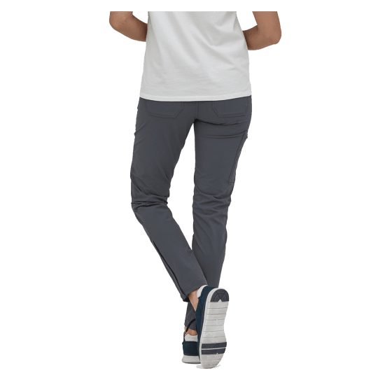 PATAGONIA - PANTALON SKYLINE TRAVELER FEMME