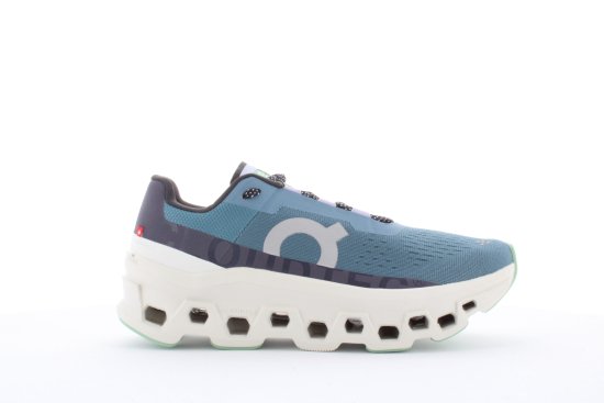 ON - CLOUDMONSTER DONNA