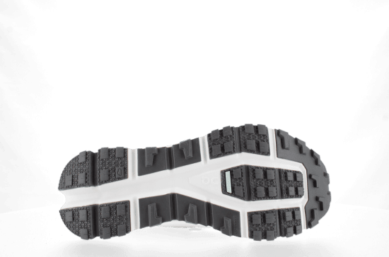 ON - CLOUDULTRA FEMME