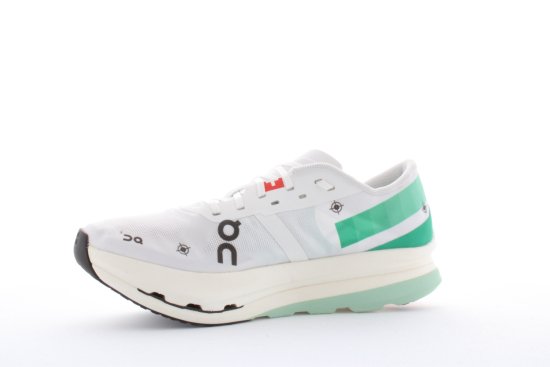 ON - CLOUDBOOM ECHO 3 FEMME