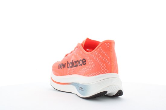 NEW BALANCE - FUELCELL SUPERCOMP TRAINER V2 HOMME