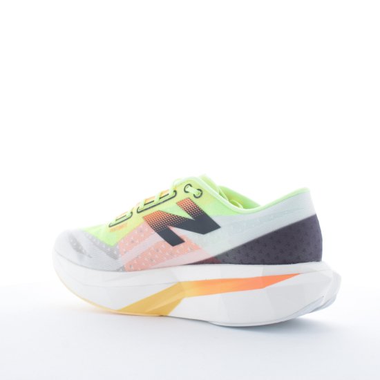 NEW BALANCE - FUELCELL SUPER COMP ELITE V4 FEMME