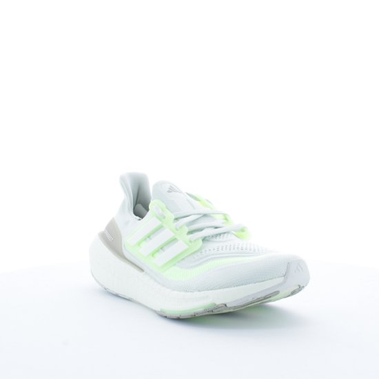 ADIDAS - ULTRABOOST LIGHT FEMME