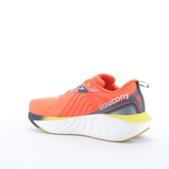 SAUCONY - TRIUMPH 22 HOMME