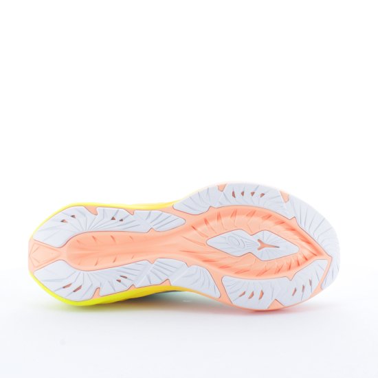 ASICS - NOVABLAST 4 PARIS FEMME