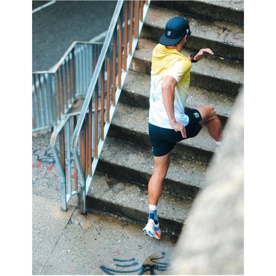 COMPRESSPORT - T-SHIRT PERFORMANCE MANICHE CORTE UOMO