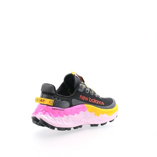 NEW BALANCE - FRESH FOAM X MORE TRAIL V3 FEMME