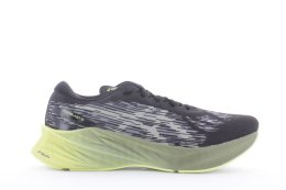 ASICS NOVABLAST 3 UOMO 44 005 / BLACK/DRIED LE