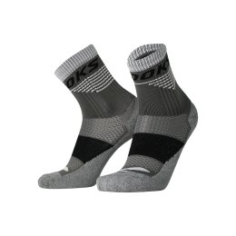 BROOKS CHAUSSETTES HIGH POINT CREW 42 - 45 12 - ASPHALT/BLACK BROOKS CHAUSSETTES HIGH POINT CREW 42 - 45 12 - ASPHALT/BLACK