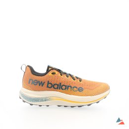 NEW BALANCE FUELCELL SUPER COMP TRAIL HOMME 42 BUTTERSCOTCH