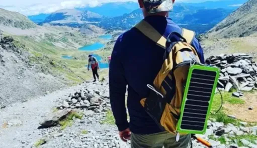 Guida all'acquisto: quale pannello solare scegliere per il trekking?