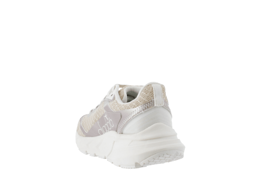 DIADORA - MYTHOS BLUSHIELD VOLO HIP FEMME