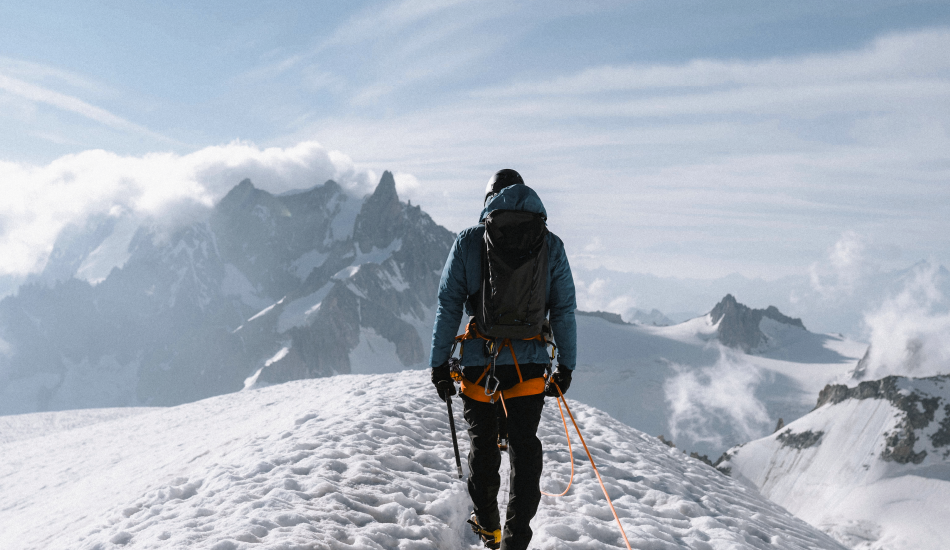 Comment bien s'équiper pour débuter en alpinisme ?