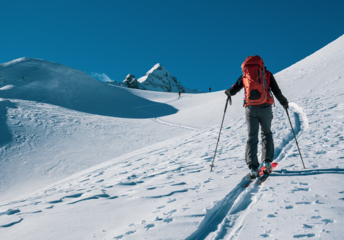 9 spots de ski de randonnée dans les Alpes françaises pour s’initier, se perfectionner ou se dépasser !